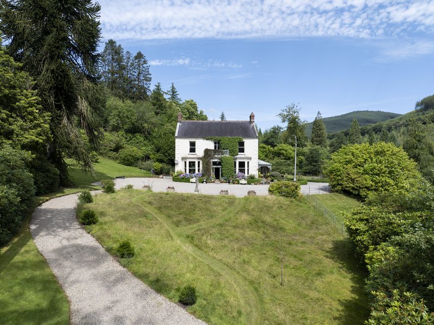 The front of Ballyteige Lodge