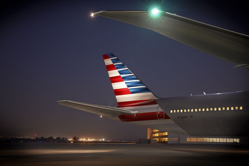 An American Airlines Boeing 777-300