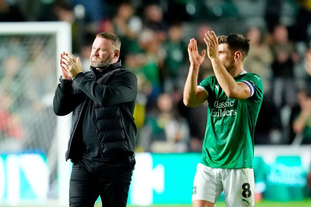 Résumé de la Coupe Carabao : Wayne Rooney remporte sa première victoire en tant que manager de Plymouth alors que Middlesbrough bat Leeds