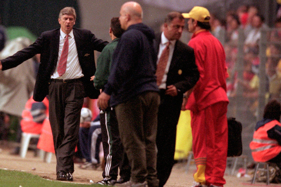 Arsene Wenger shows his frustration during Arsenal’s defeat to Galatasary in the 2000 UEFA Cup final.