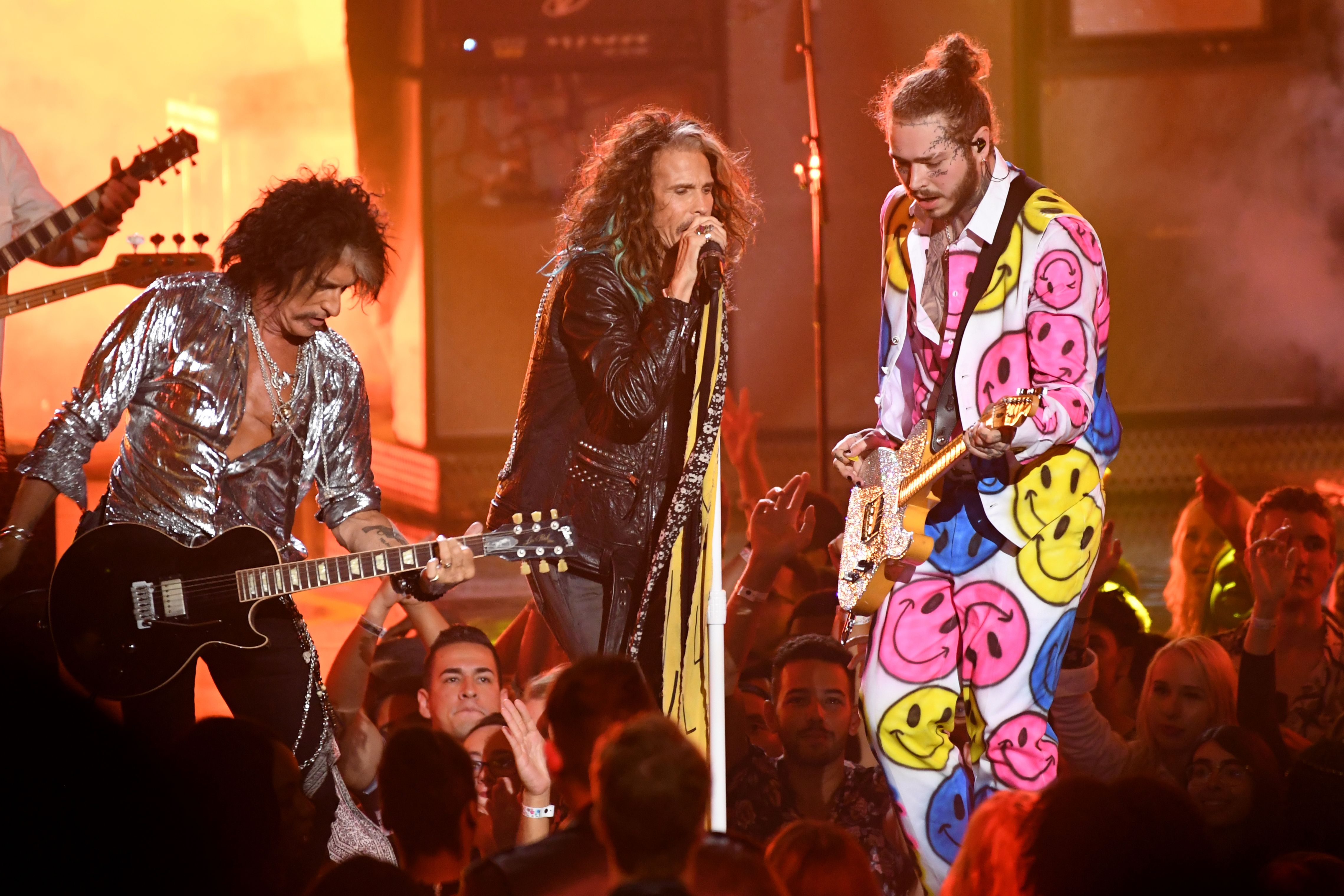 Aerosmith Tour on Hold: Shocking Revelation as Lead Singer, Steve Tyler, Fractures Larynx