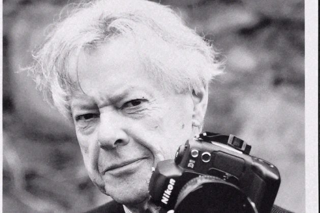 Tributes paid as former Irish Independent photographer Dominic Ledwidge O'Reilly dies
