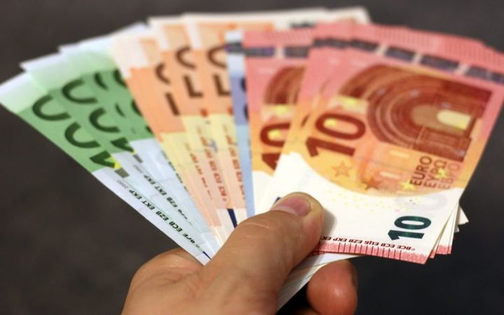 Call for increase in payout fund for those with Prize Bonds