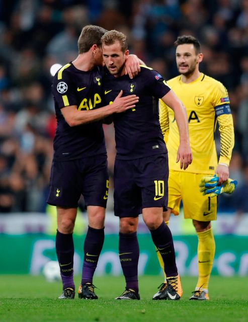 Tottenham's Harry Kane celebrates with Jan Vertonghen and Hugo Lloris after the match. Photo: Reuters