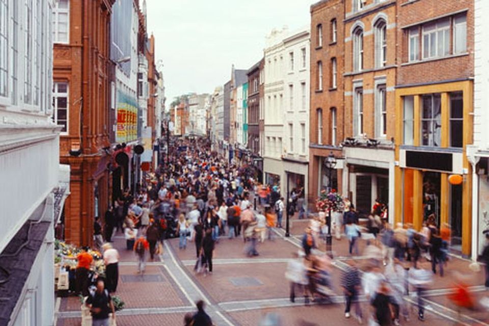 Walking around Dublin's city centre I was surprised and amazed with the buzz that was about. There was a great feeling of life.