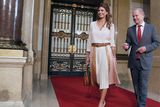 thumbnail: First Mayor of Hamburg Olaf Scholz (R) welcomes Juliana Awada (L), wife of President of Argentina Mauricio Macri, during the partner program of G20 summit at the Hamburg Town Hall prior to the partner program of G20 summit on the second day of the G20 summit on July 8, 2017 in Hamburg, Germany