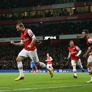 Arsenal's Nicklas Bendtner scored when filling in for Olivier Giroud against Hull