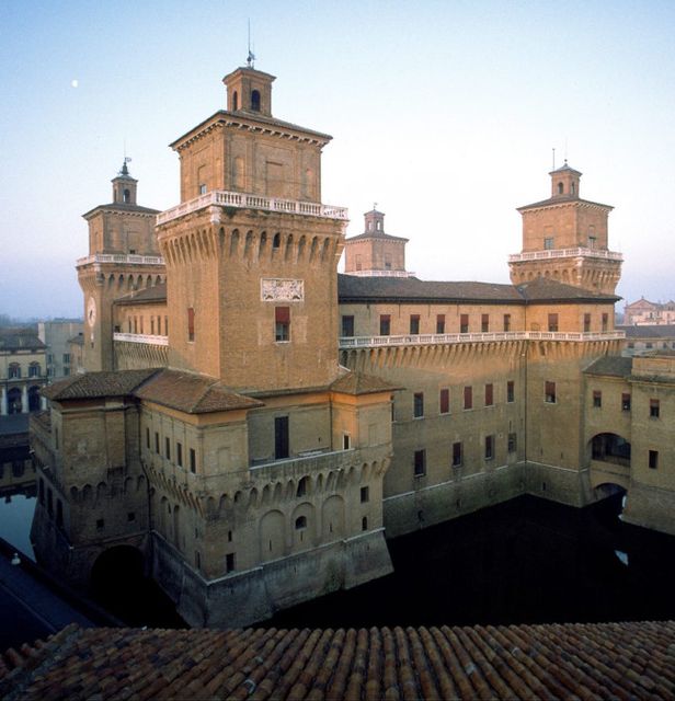 KNOCK-OUT: The Castello Estense in Ferrara, the mind-blowing home of the Este family