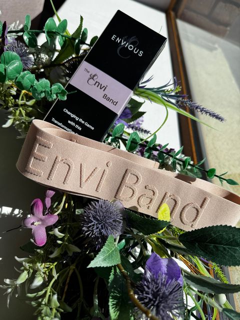 Envi Band, € 24.99, XS-XL, see Neidyling.com