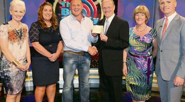 Paul celebrating big win on TV gameshow | Irish Independent