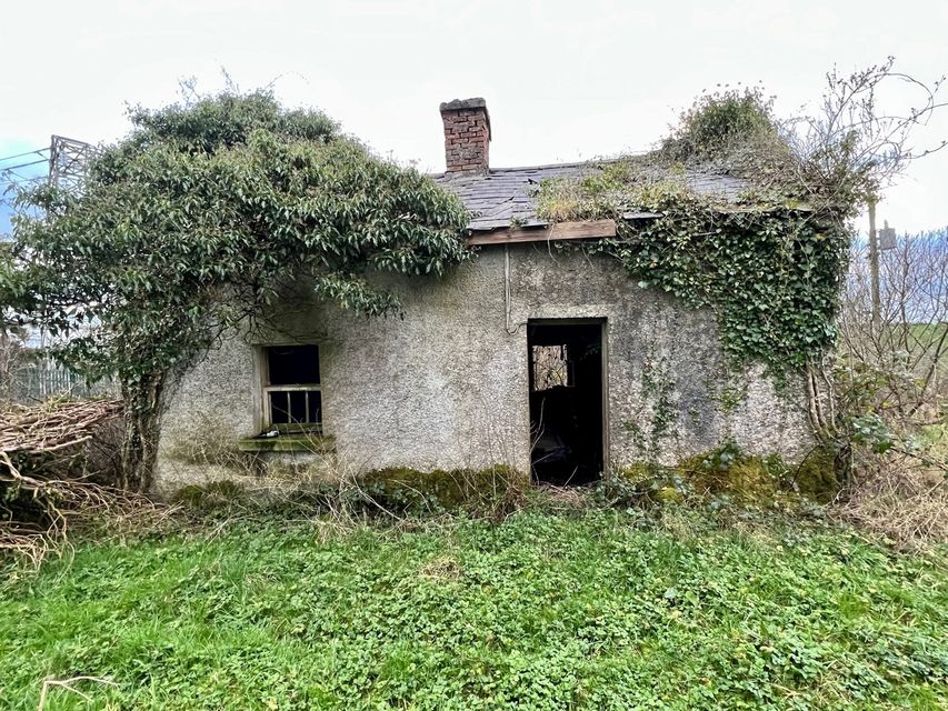 The 1.2ac elevated site with this Leitrim cottage provides plenty of space for an extension