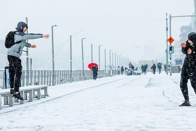 Weather Ireland: Chance of more snow on Saturday as Met Éireann issue new weather warning for entire country