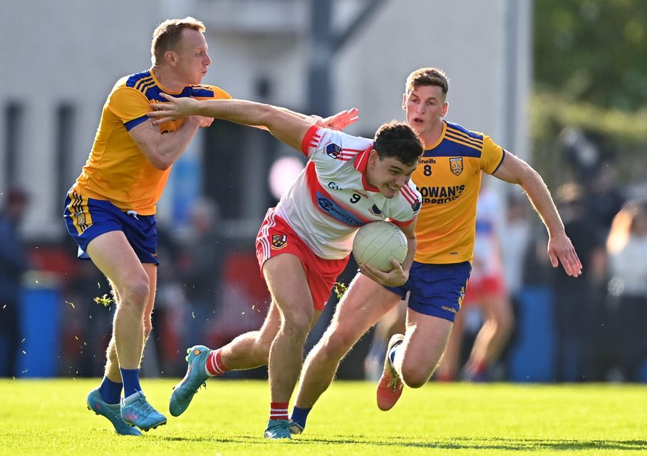 Whitehall Colmcille's Eoghan O'Donnell in action against Paddy Quinn (left) and Micheal Day of Na Fianna during the Dublin SFC at Parnell Park in 2022. Photo: Ben McShane/Sportsfile