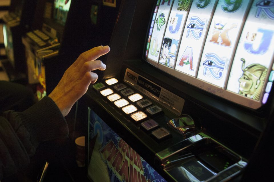 Slot machines: a lose lose situation, Gambling