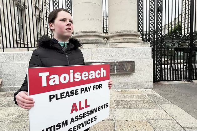 ‘I can’t wait any longer for the adults in the room to fix it’ — Cara (13) starts autism rights protest at Simon Harris’s office