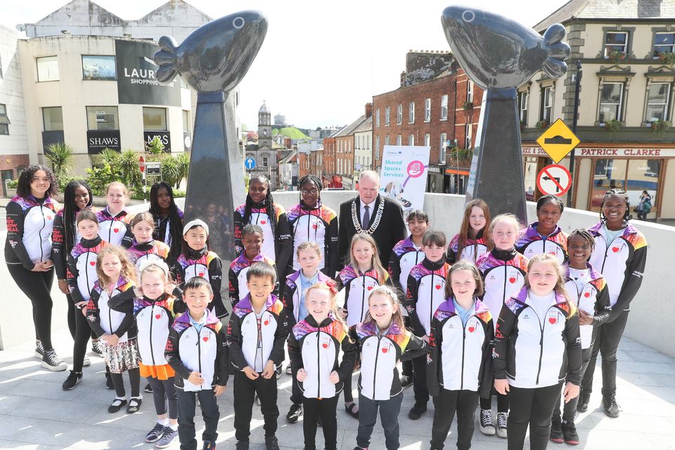 The Loving Life Choir with Conor Keenan, Chairman of Louth Co. Co. 