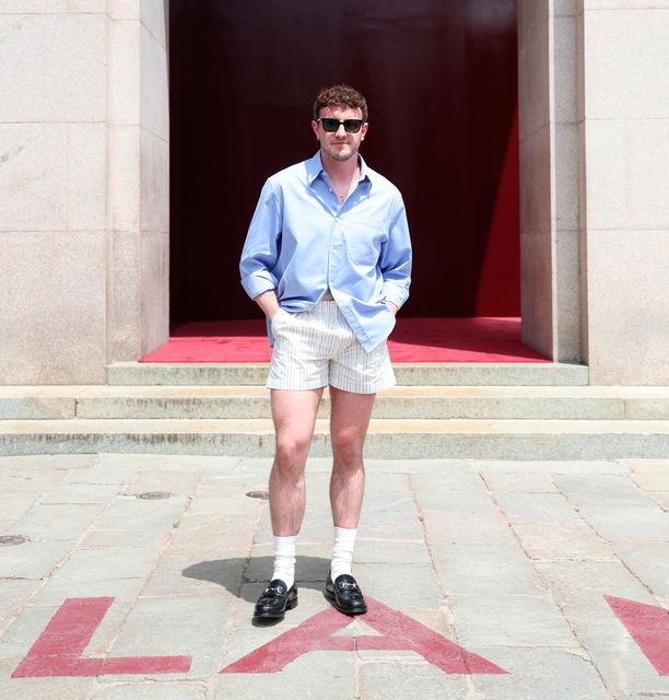 Пол Мескаль присутствует на показе мужской одежды Gucci весна/лето 2025 в рамках Недели мужской моды весна/лето 2025 в Милане. Изображение: Getty.