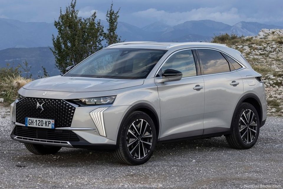 The DS7 SUV