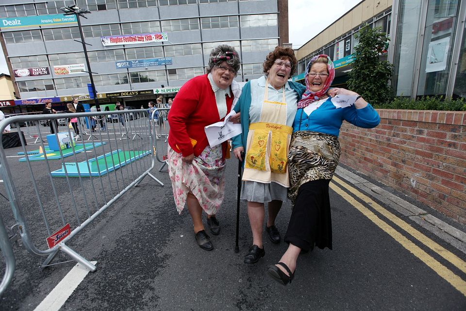 Betty Raffferty,Maureen McCormack and Kay McCovy pictured at Mrs Brown's Boys-themed world record at Finglas Festival Co Dublin