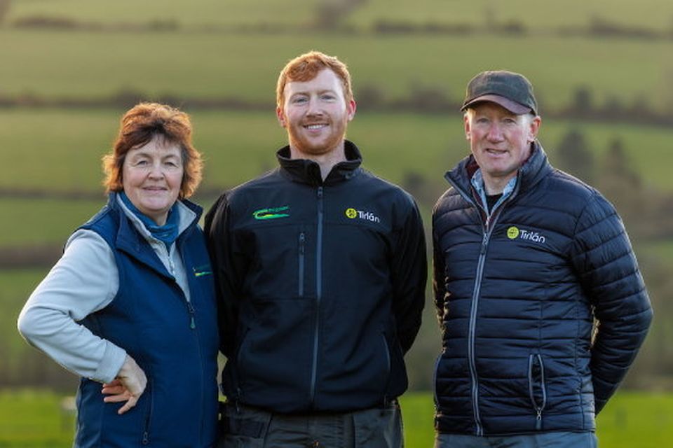 Tom Murphy with his parents Chrissie and James. 