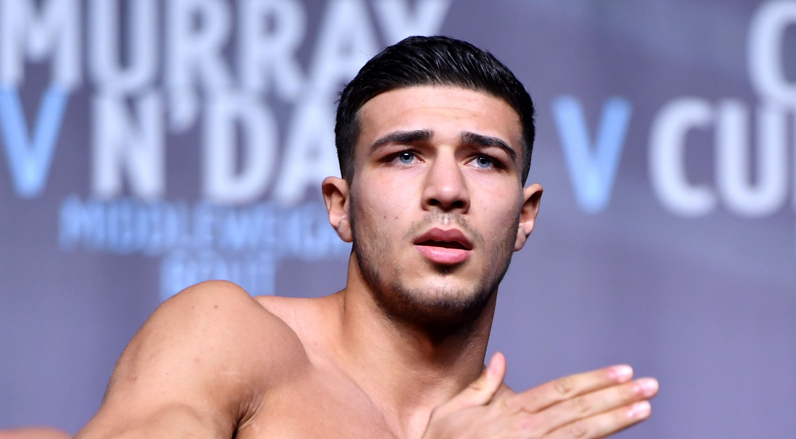 Tommy Fury and Molly-Mae Hague accused of 'breaking lockdown rules' after  travelling back to Manchester, London Evening Standard