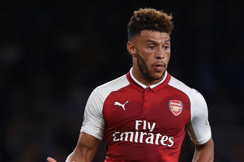 Liverpool are trying to sign Alex Oxlade-Chamberlain from Arsenal.
