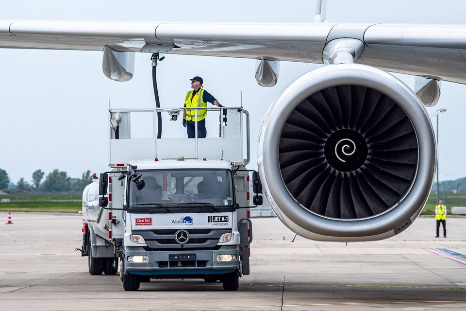 An Airbus aircraft Beluga XL is filled with Sustainable Aviation Fuel (SAF). Photo: Getty Images