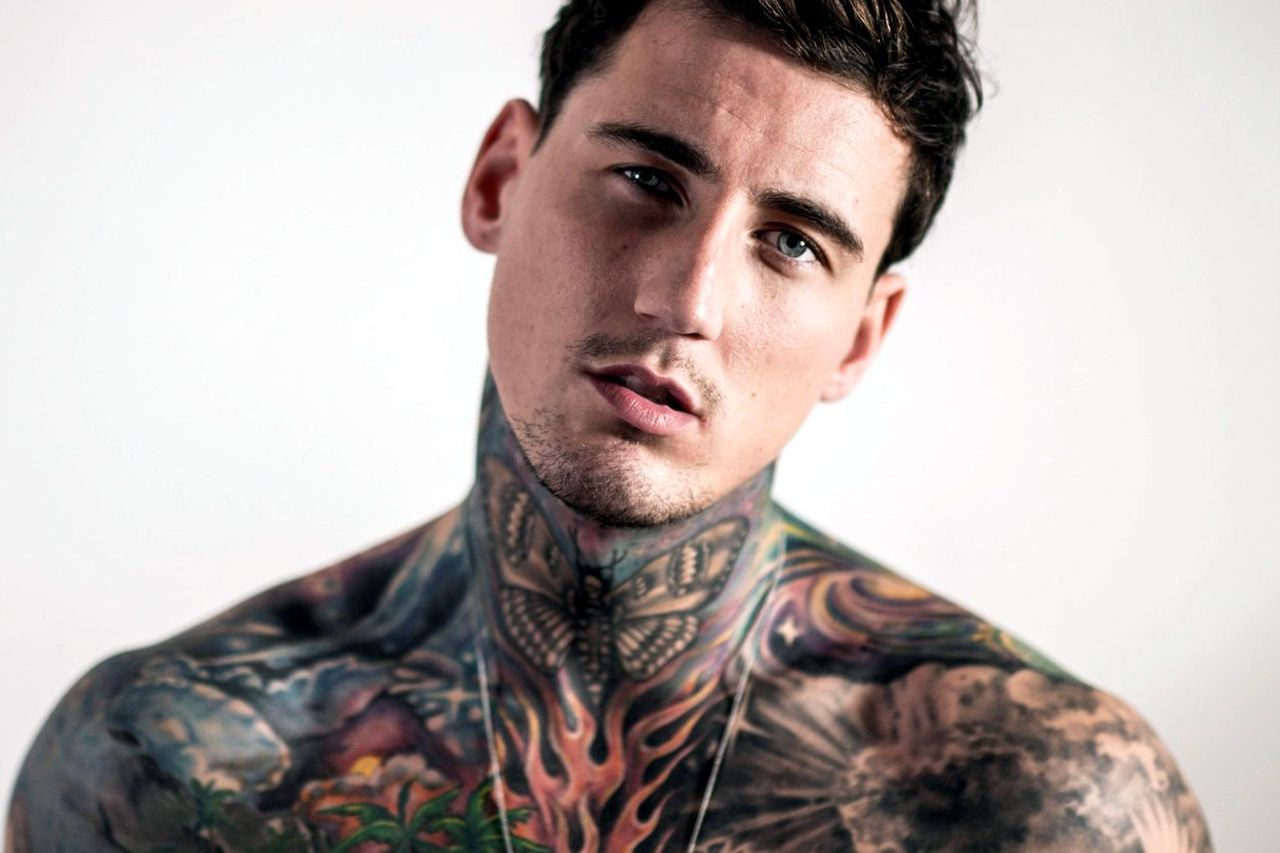 Jeremy McConnell bares (almost) all in NSFW pre-Celebrity Big Brother  photoshoot | Irish Independent