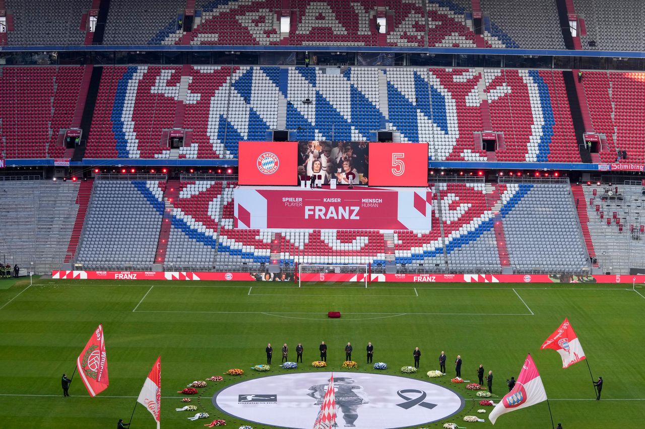Football bids emotional farewell to Franz Beckenbauer in Munich ...