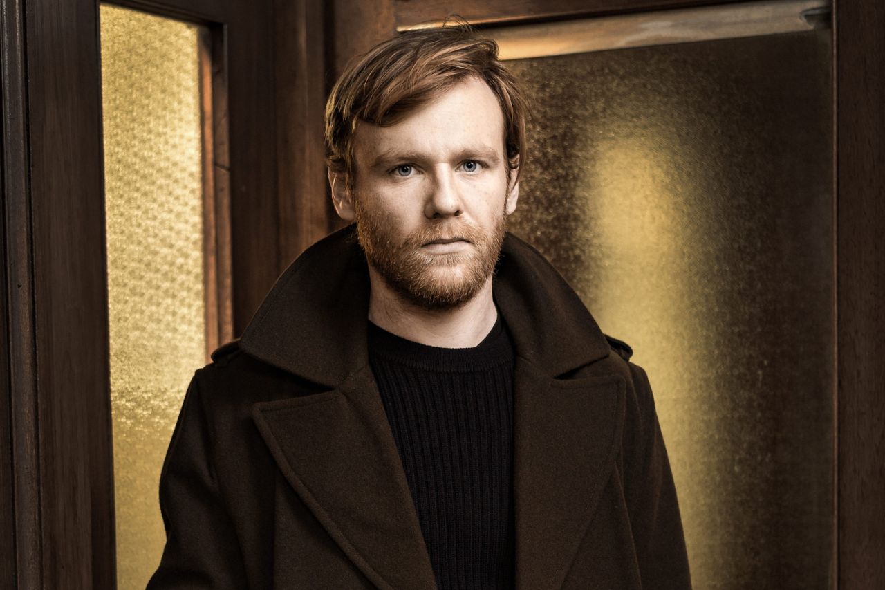We're a very loud family, it's a lot of men' - Brian Gleeson talks family,  Peaky Blinders, and his Gate Theatre debut