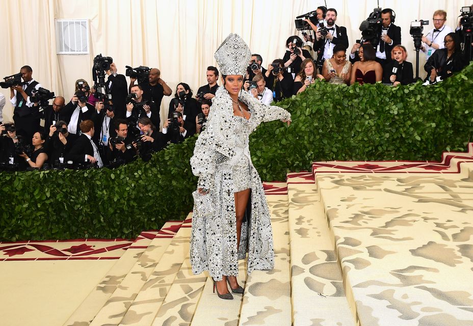 Rihanna reigns over the Met Gala in stunning Pope dress | Independent.ie