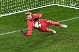 thumbnail: Caoimhin Kelleher saved a penalty from Joel Pohjanpalo in the second half. Photo by Piaras Ó Mídheach/Sportsfile