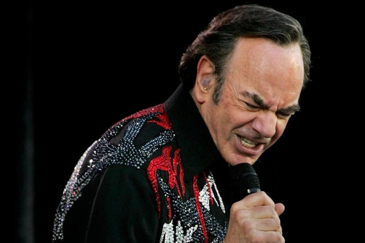 Neil Diamond marries his manager