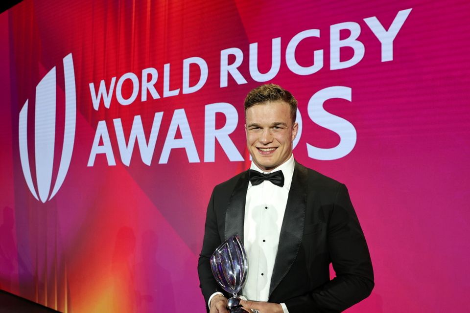 Josh van der Flier with the World Rugby Player of the Year award. (Photo by Dave Rogers - World Rugby/World Rugby via Getty Images)