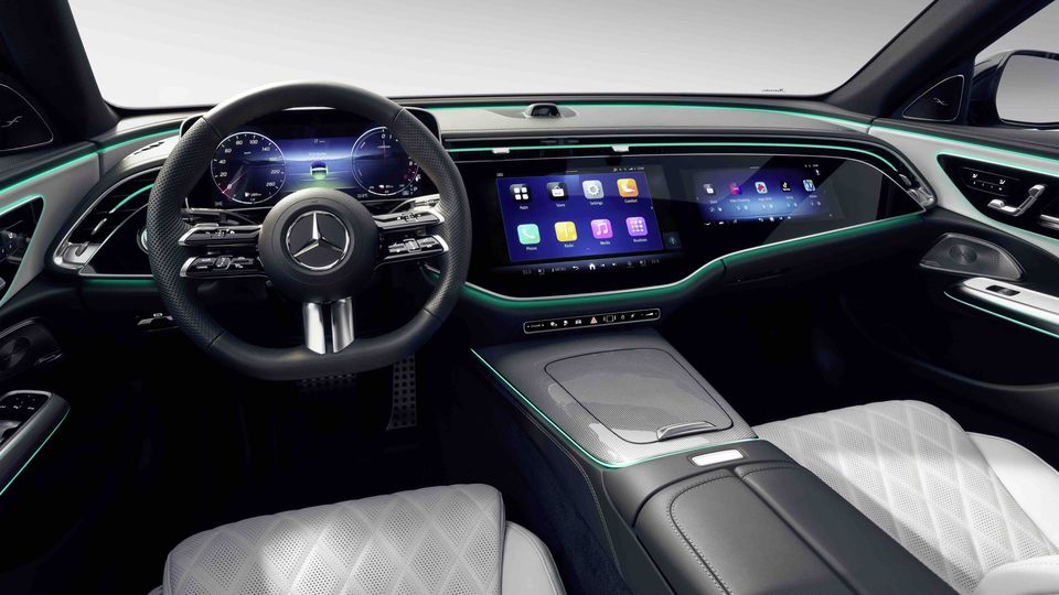 The Superscreen in the 2023 Mercedes-Benz E-Class
