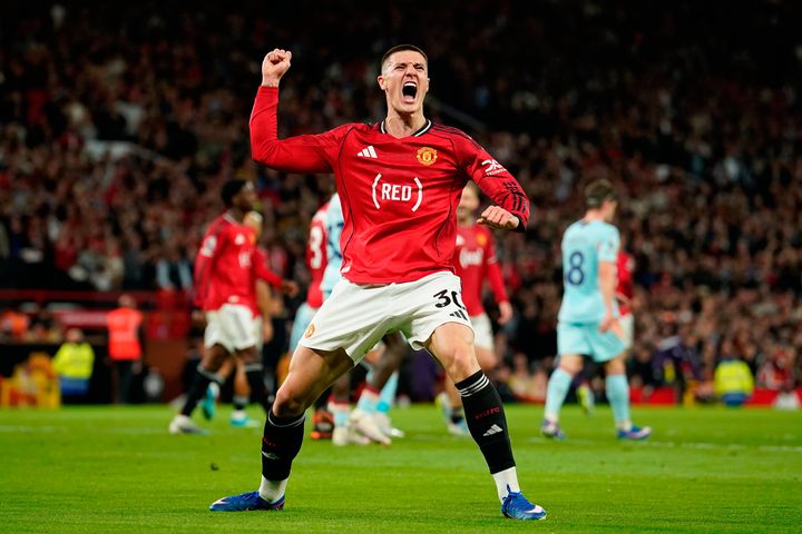 Casemiro digs deep to all but seal Manchester United’s return to Champions League