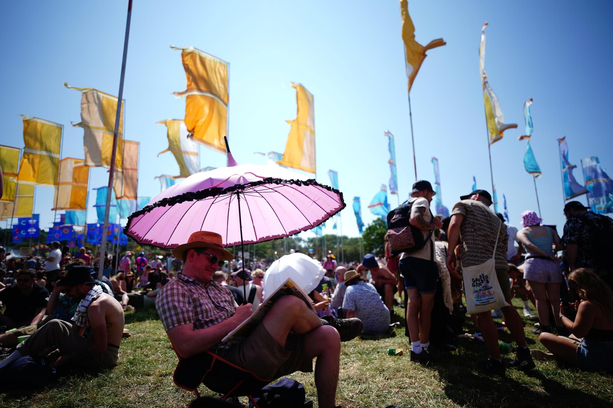 First Acts Perform on Pyramid Stage as Sun Forecasted for Glastonbury