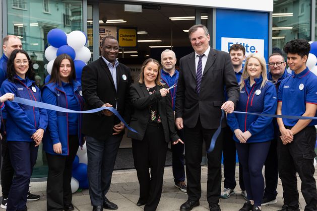 Tesco opens new store in Portlaoise creating 44 new jobs