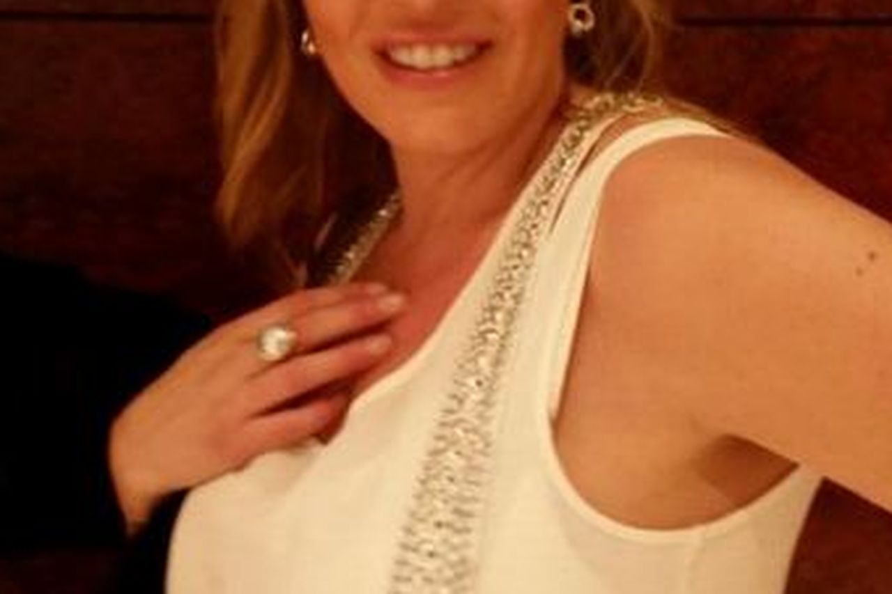 Meet Gwyneth Montenegro - the former escort whose book details sex with  10,000 men | Irish Independent