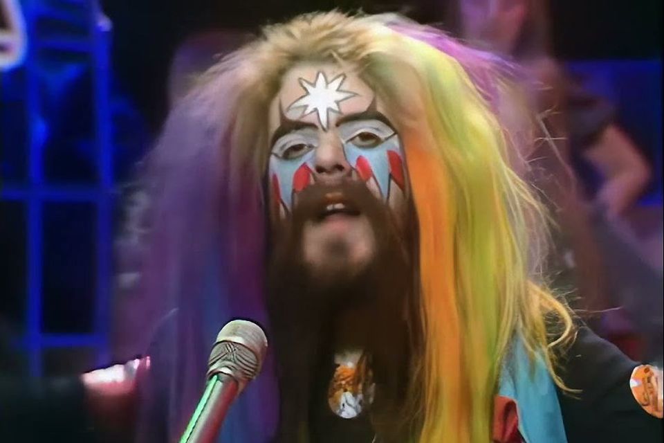 Roy Wood and Wizzard performing "See My Baby Jive" on Top of the Pops in 1973.