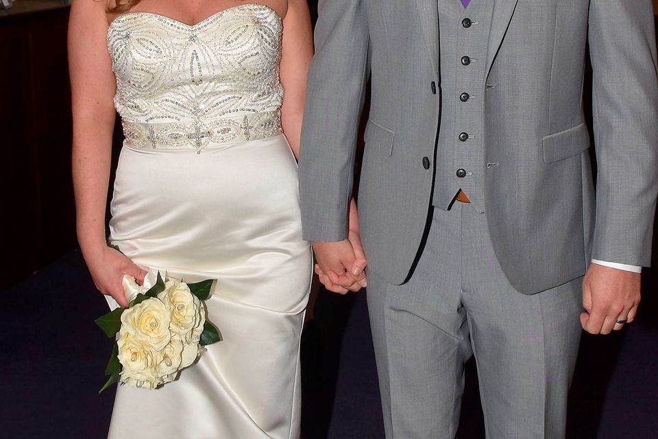 Radio presenter Nikki Hayes marries long-term love Frank Black at the Dublin Central Registry Office on Grand Canal Street. Picture: Cathal Burke / VIPIRELAND.COM
