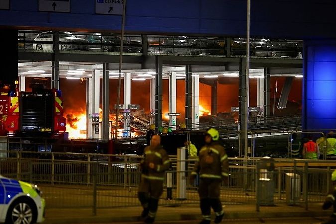 Женщина из Уэксфорда вспоминает хаос, когда она взлетала из самолета во время пожара в аэропорту Лутона: «Это было похоже на фильм-катастрофу»