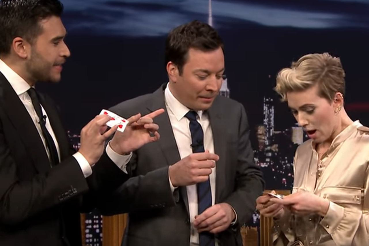WATCH: Magician leaves Jimmy Fallon audience flabbergasted with card trick  | Independent.ie