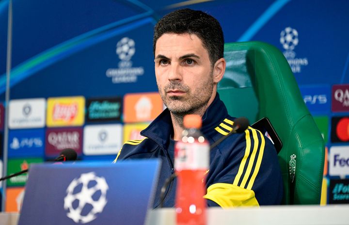 Watch: Mikel Arteta’s plan to stop Arsenal’s season from disintegrating? Pens!