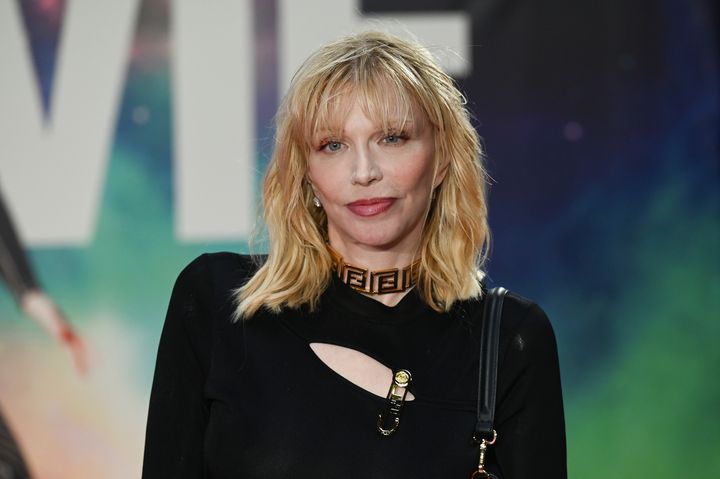 Courtney Love urges Dave Grohl to publicly squash their years-long feud: ‘Be man enough to man up’