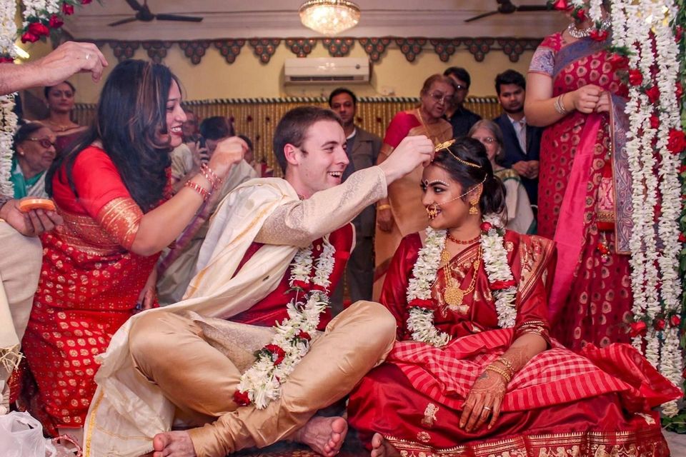 Disha Bose and Richard O’Shea on their wedding day in 2017 in Kolkata, India