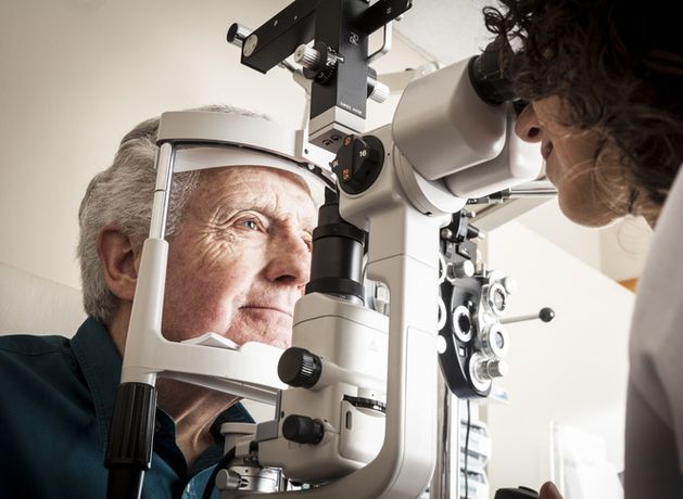 HSE’s cataract reimbursement funding cuts to hit more than 4,000 on the waiting list