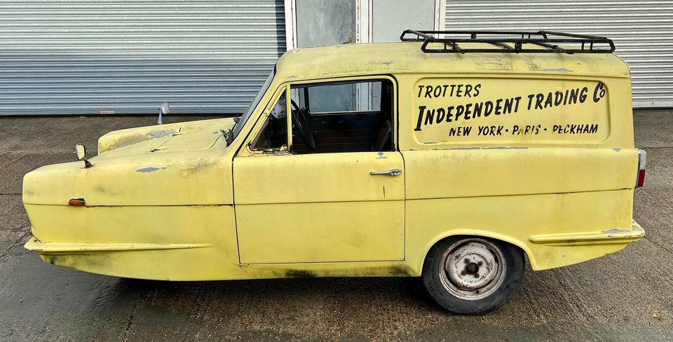 A Reliant Robin made up like Del Boy’s three-wheeler in Only Fools and Horses has been pulled up for speeding