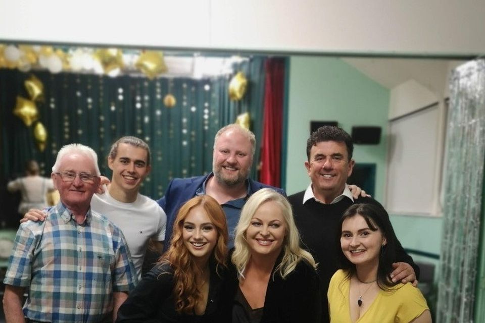 Múinteoir Niall Ó Sluain with the stars of RTE's new show ‘Réaltaí na Gaeltachta’