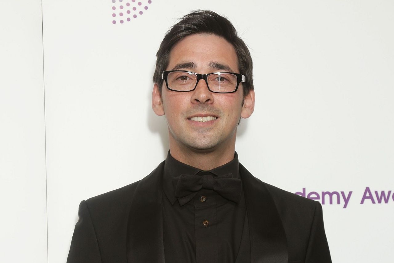 Colin Murray faces mankini dash after Euro 2016 qualifying winning ...